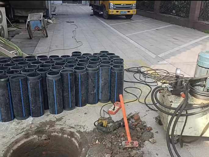 上虞PE置换管厂家 DN315置换管 非开挖管短管置换